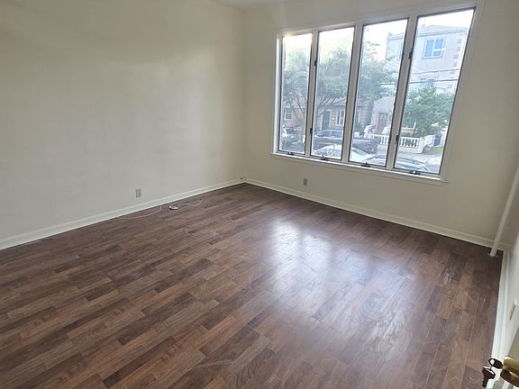 3rd image of 21-43 45th St Floor 1