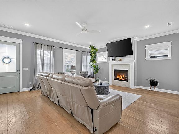 4th image of 6909 Summer Hill Cv