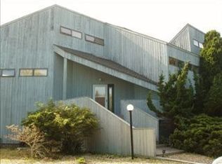 14 N Neck Ln, Montauk, NY 11954