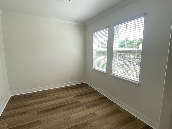 4th image of 4787 Creekside Park Ave