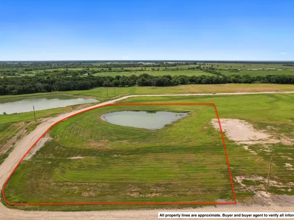 24 Grison Cir, Corsicana, TX 75109