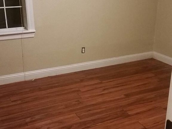 2nd image of 4504 Birdwell Ln