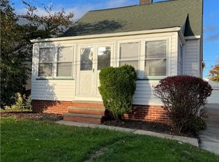 5002 E 110th St, Garfield Heights, OH