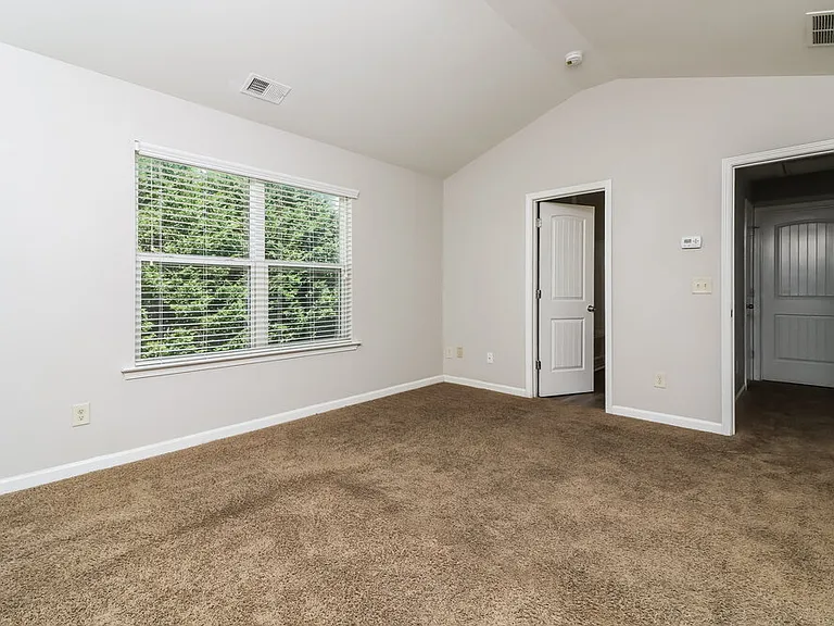 98 High Point Way — Photo 13