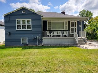 1836 Upland Dr, Ann Arbor, MI 48105