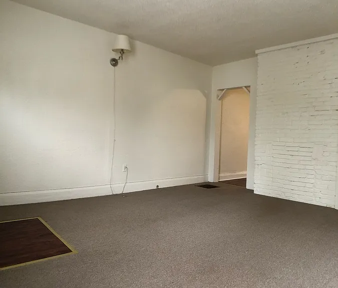 37 Hickory St — Photo 48