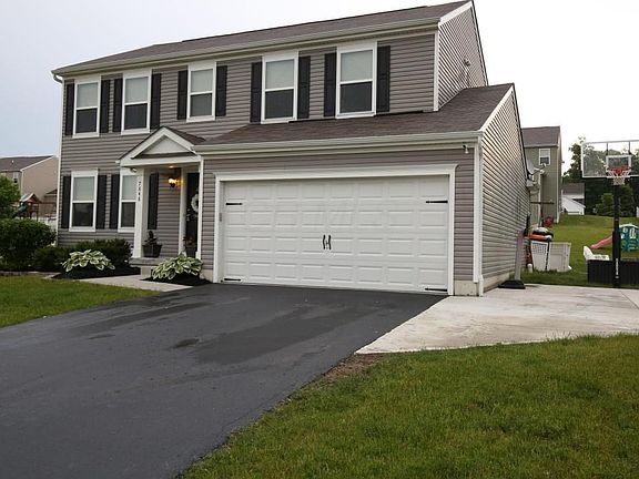 2nd image of 7848 Mountain Ash Ln