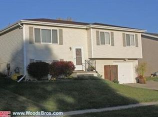 2227 NW 55th St, Lincoln, NE 68524