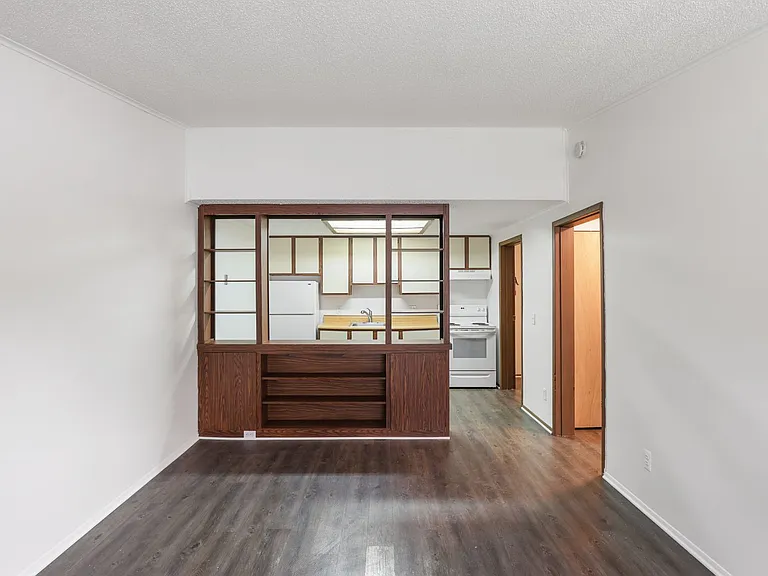 1373 Montgomery Ct — Photo 25