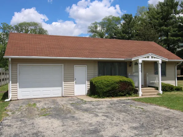 5140 Degroff St, Roscoe, IL 61073