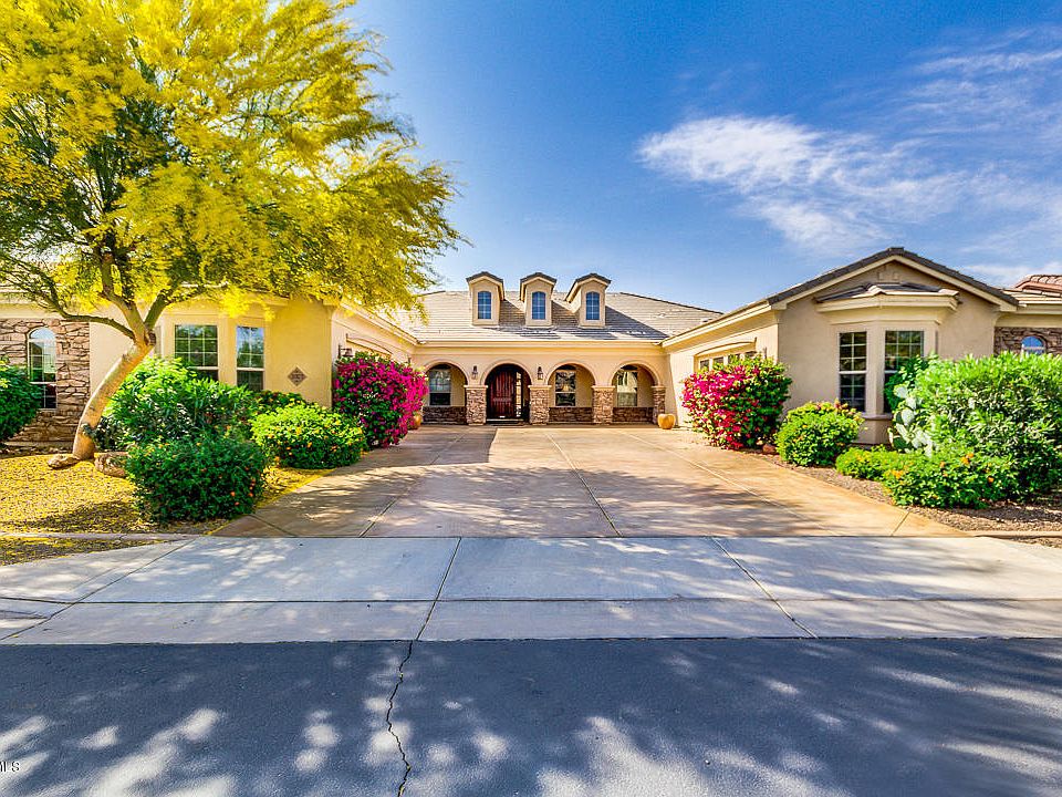 1st image of 20173 E Silver Creek Ln
