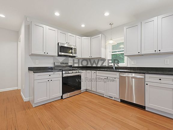 5th image of 4 Johnson St #B