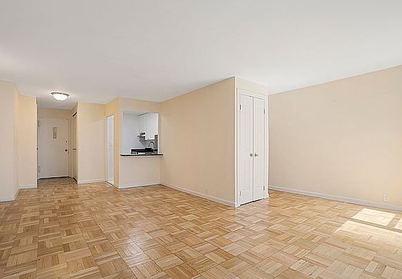 2nd image of 355 E 72nd St #5G