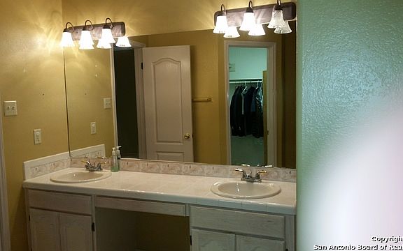5th image of 1810 Lemonwood Dr