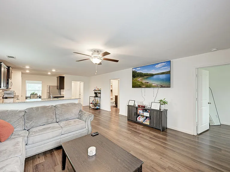 132 Maywood Ln — Photo 18