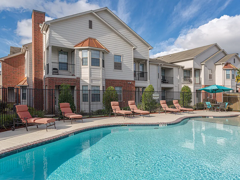 Zachary Parkside Apartments