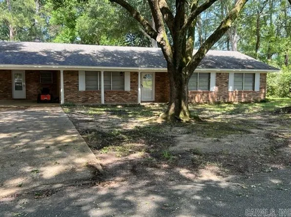 304 S Myrtle St, Junction City, LA 71256