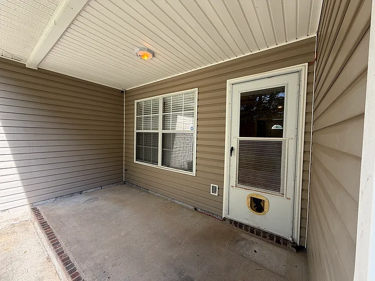 21 Weatherwood Dr — Photo 36