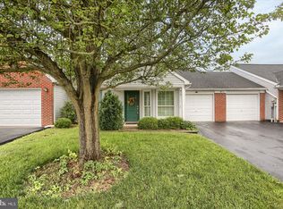 49 Greenspring Dr, Mechanicsburg, PA 17050