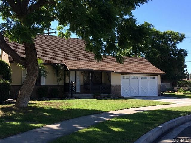 Welcome to this charming 3B/2B home with large 7,405 sf lot.