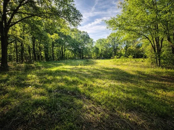 5115 Loyd Patrick Rd, Shreveport, LA 71107