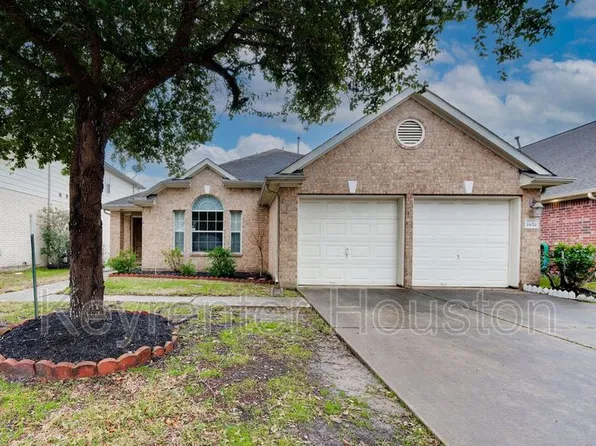 16014 Hidden Crest Dr, Houston, TX 77049
