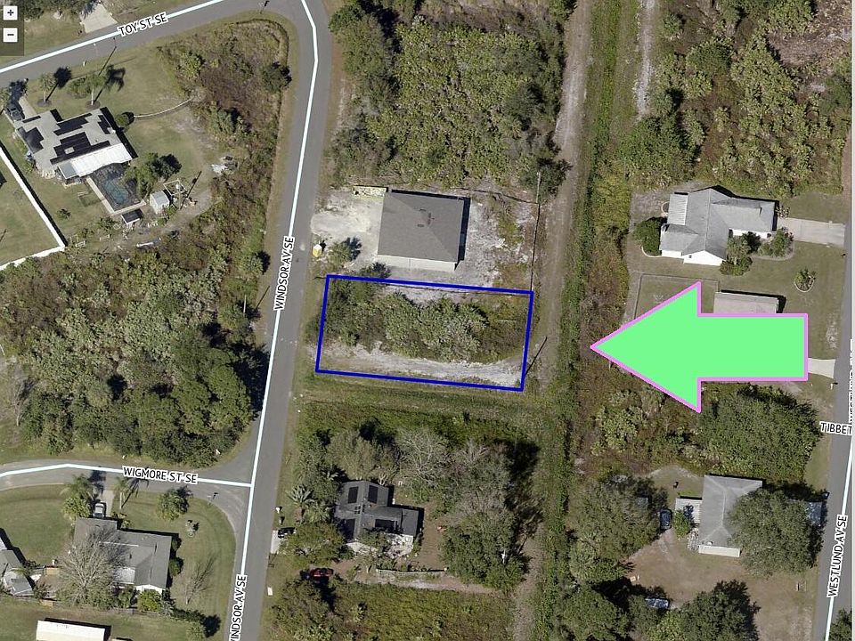 2nd image of 1691 Windsor Ave SE