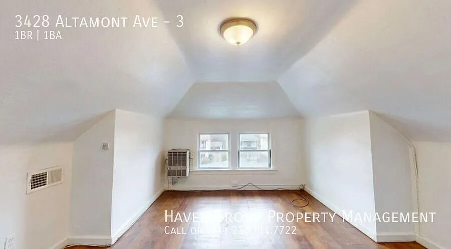 3428 Altamont Ave | Unit 3, Cleveland Heights, OH 44118 - Spacious 1-bed 1-bath multi-family home! — Photo 3