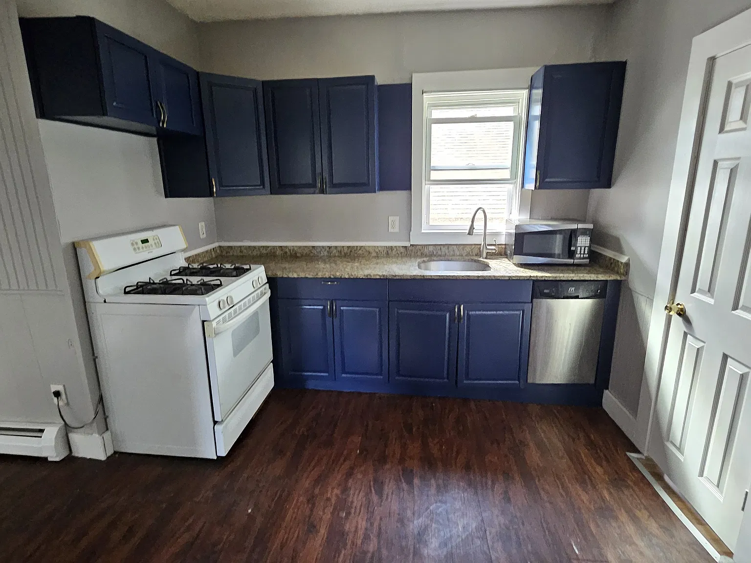 15 Nashua St — Photo 2