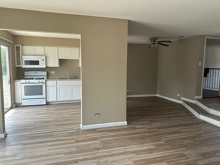 320 Springlake Ln #D — Photo 15