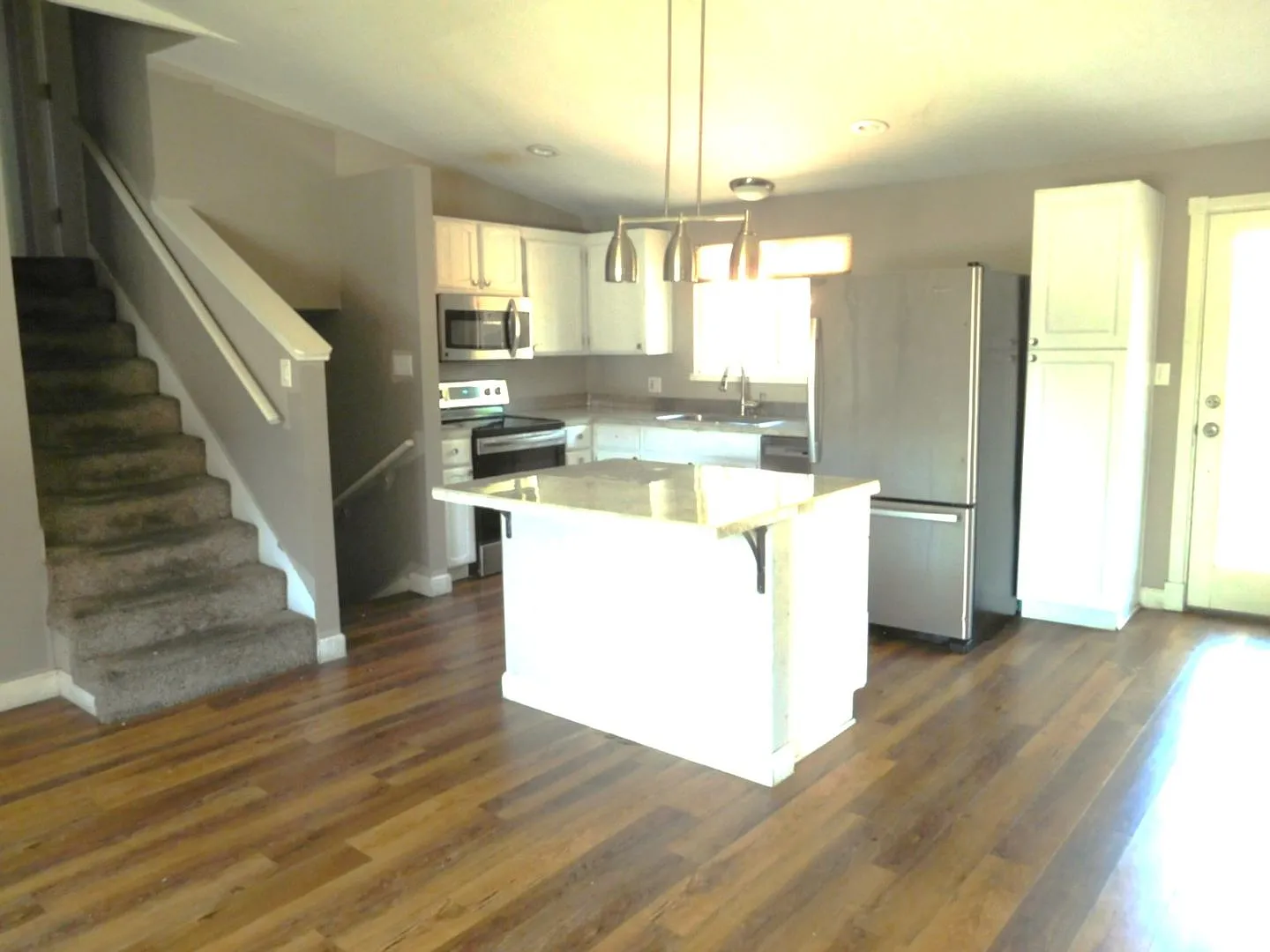 UNR friendly 4 Bedroom , 3 Bath Home — Photo 4