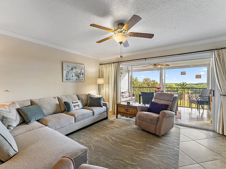 275 Palm Ave #C402 — Photo 14