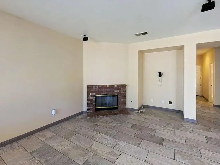 37978 Spur Dr — Photo 8