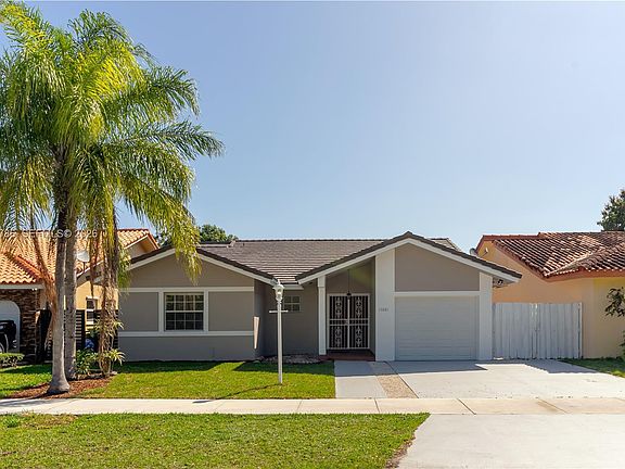 5th image of 15881 SW 139th Ave
