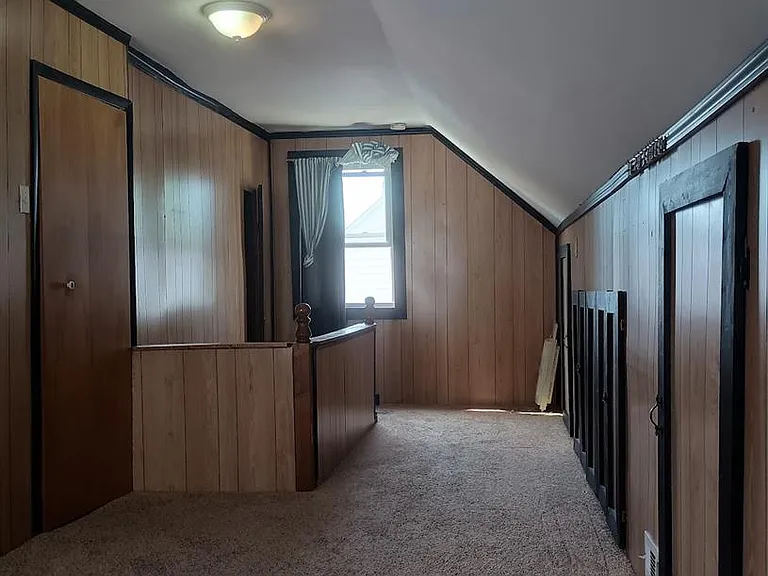 25880 Groveland St — Photo 12