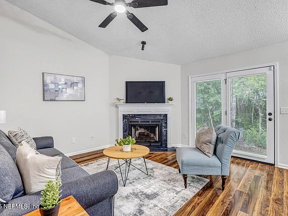 3rd image of 10861 KRUGERRAND Lane