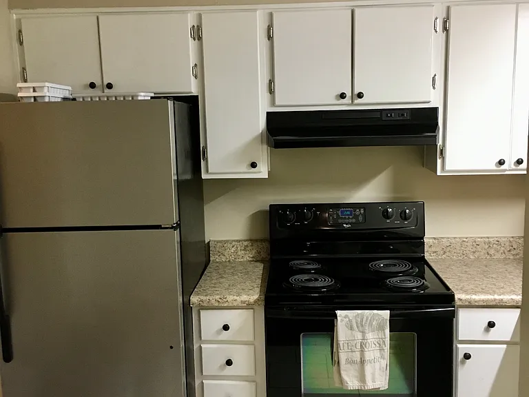 714 Goodman St — Photo 24
