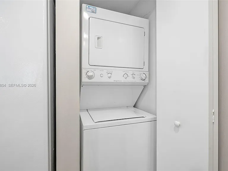 335 Biscayne Blvd #2706 — Photo 9