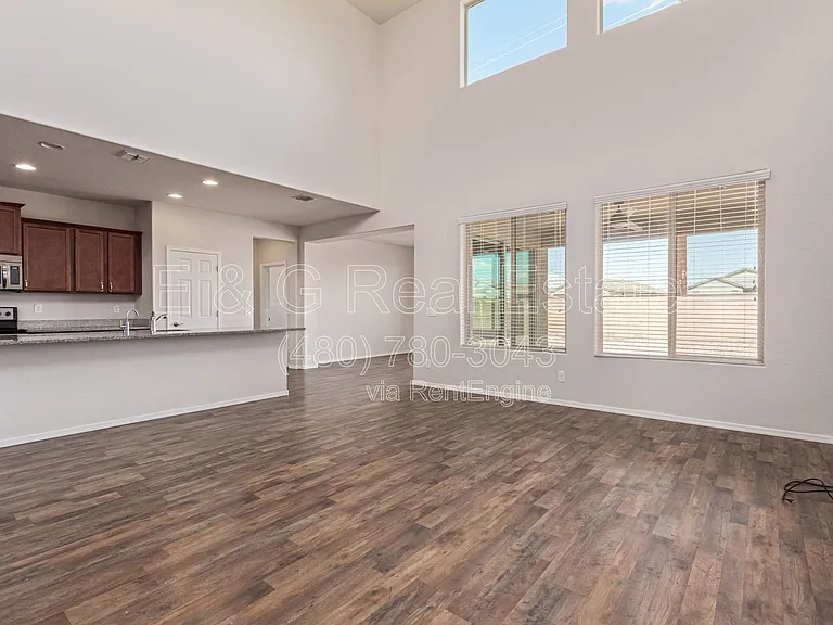 1130 W Danish Red Trl — Photo 4