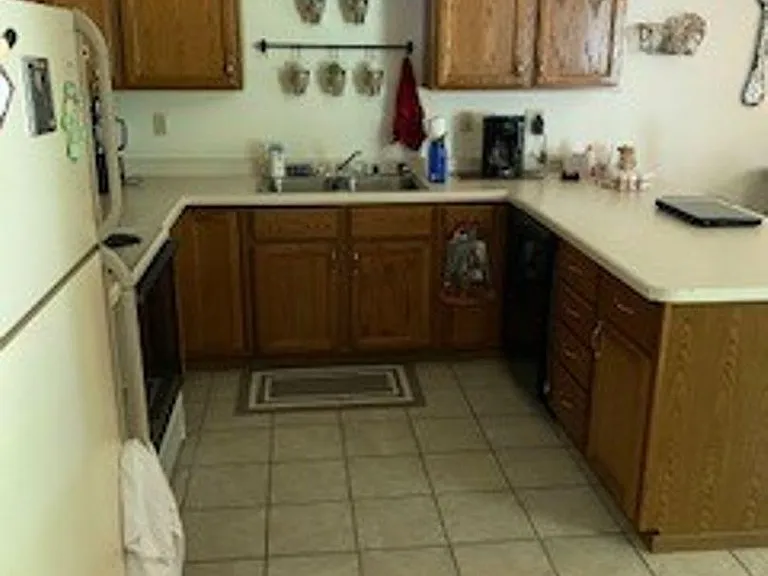 2724 Shady Grove Rd — Photo 2