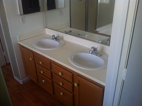 4th image of 8704 Grand Pine Ave