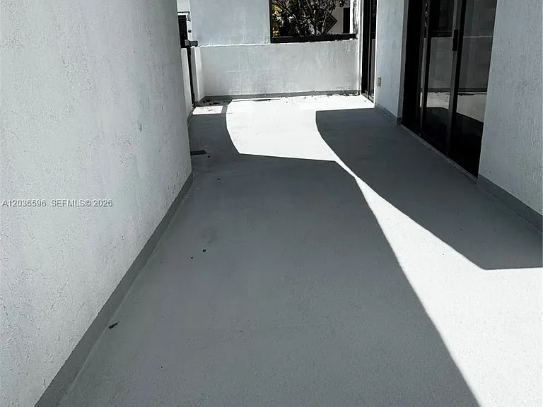 2301 SW 27th Ave #503 — Photo 22