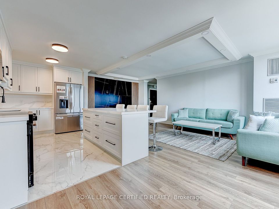1st image of 3170 Kirwin Ave #301