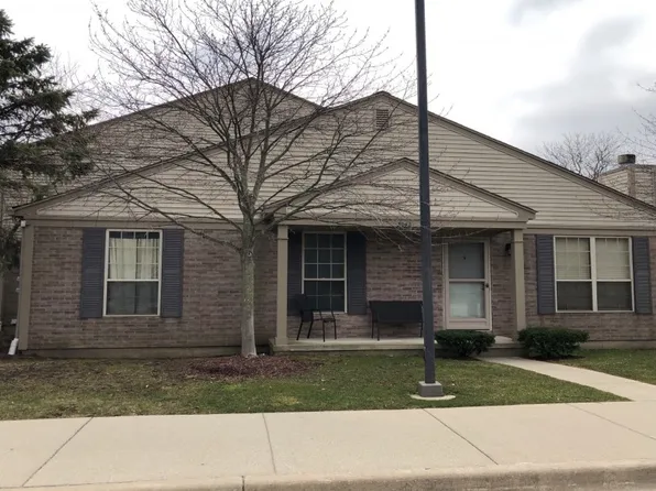3042 Forest Creek Ct, Ann Arbor, MI 48108