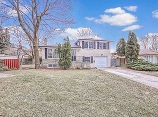 162 Kenvale Ct, Richmond Hill, ON L4C 4S9