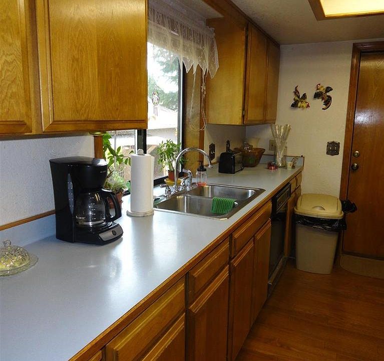 2nd image of 788 Delsie Dr
