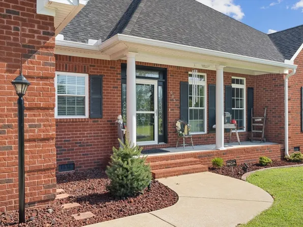 605 Compton Ln, Columbia, TN 38401