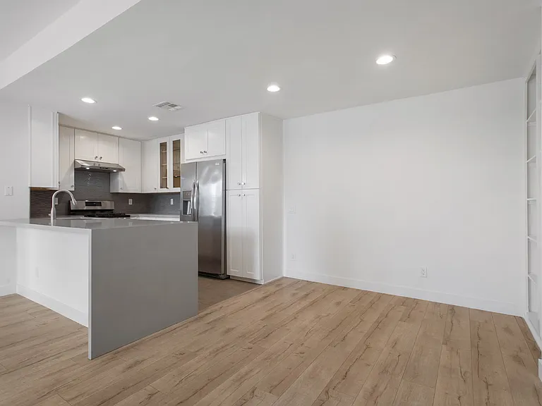10755 Massachusetts Ave #102 — Photo 5