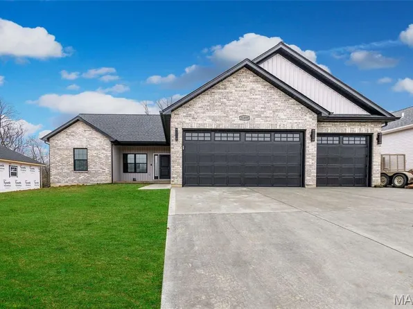 10710 Trenton Ln, Foristell, MO 63348