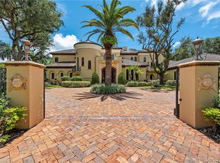 6350 SW 107th St, Pinecrest, FL 33156